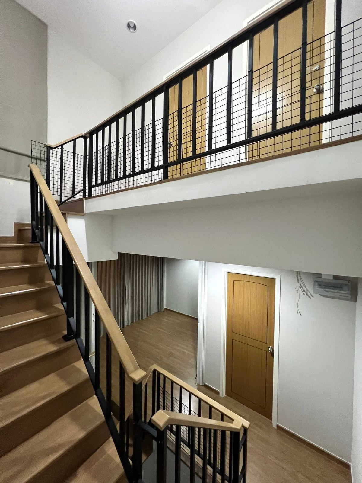 ให้เช่าทาวน์โฮมรัชดา ห้วยขวาง : WS6935 🏠 ทาวน์โฮม 3 ชั้นสิริเฮ้าท์ รัชดา 18 (หลังมุม) ใจกลางรัชดา–ลาดพร้าว ✨เพียง 50,000 บาท/เดือน