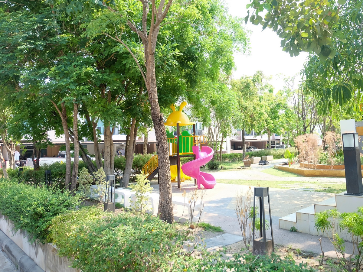 For SaleTownhomePathum Thani,Rangsit, Thammasat : 95486 - Townhome for sale, Laem Chabang-Rong Pho. #House for sale in Laem Chabang #Rongpo house for sale