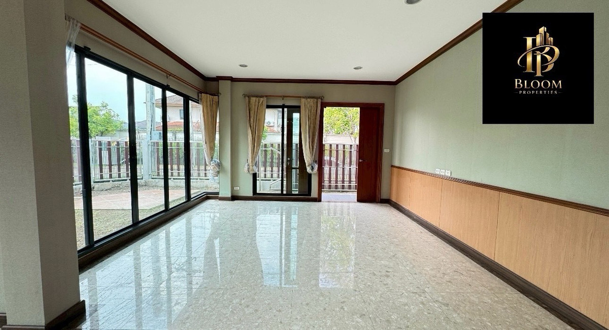 ขายบ้านนวมินทร์ รามอินทรา : ( 𝐅𝐨𝐫 𝐒𝐚𝐥𝐞 )🏠 Life bangkok boulevard Ramintra 105