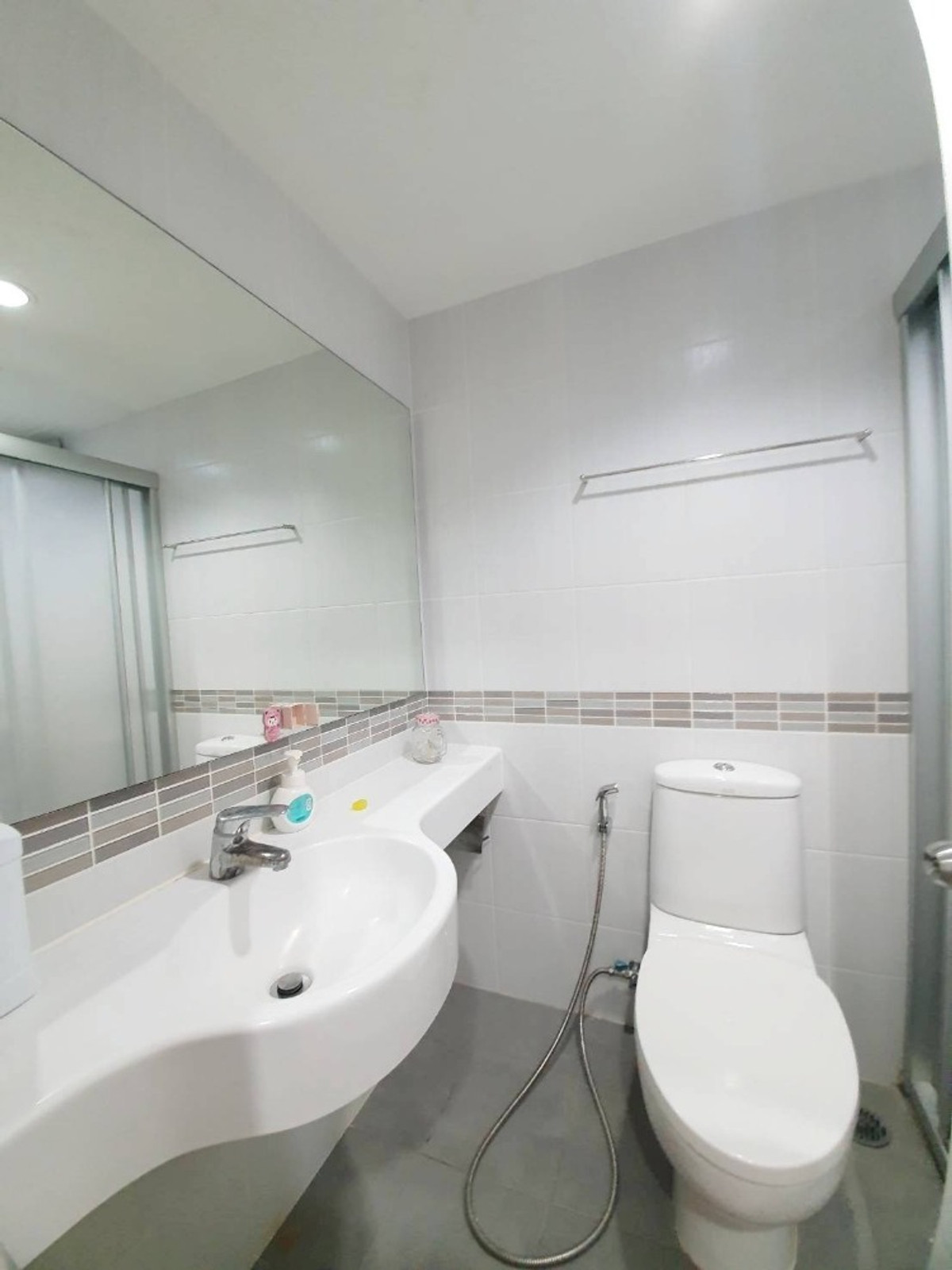 ให้เช่าคอนโดพัฒนาการ ศรีนครินทร์ : ✅ LPNSH118 ✅ Line : @p2nproperty