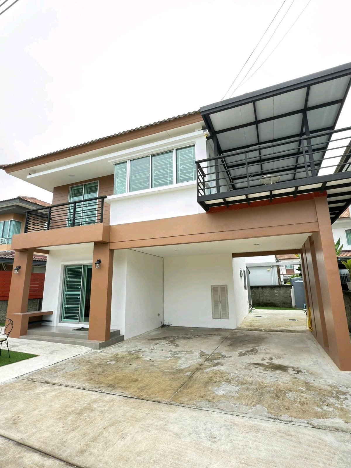 For RentHouseLadkrabang, Suwannaphum Airport : #Single house for rent, ready to move in
#Bangna near Mega