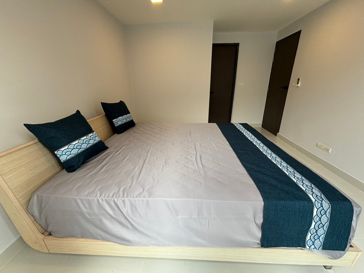 For RentCondoSukhumvit, Asoke, Thonglor : For rent: The Alcove 49, private, quiet, in the heart of Sukhumvit 49, large room, 1 bedroom, excellent condition, ready to move in.