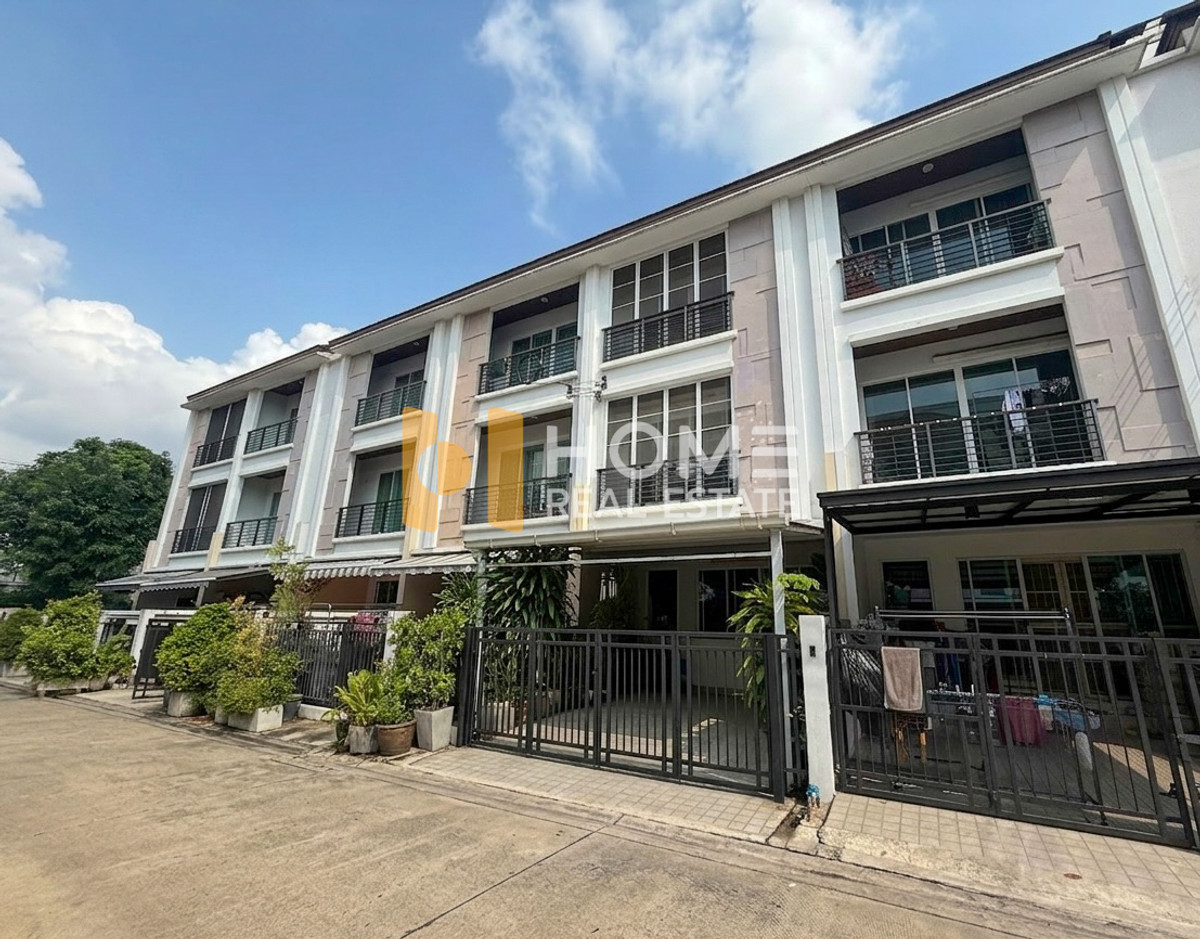 For SaleTownhomePattanakan, Srinakarin : Baan Klang Muang S - Sense Srinakharin / 4 Bedrooms (FOR SALE) GNG034