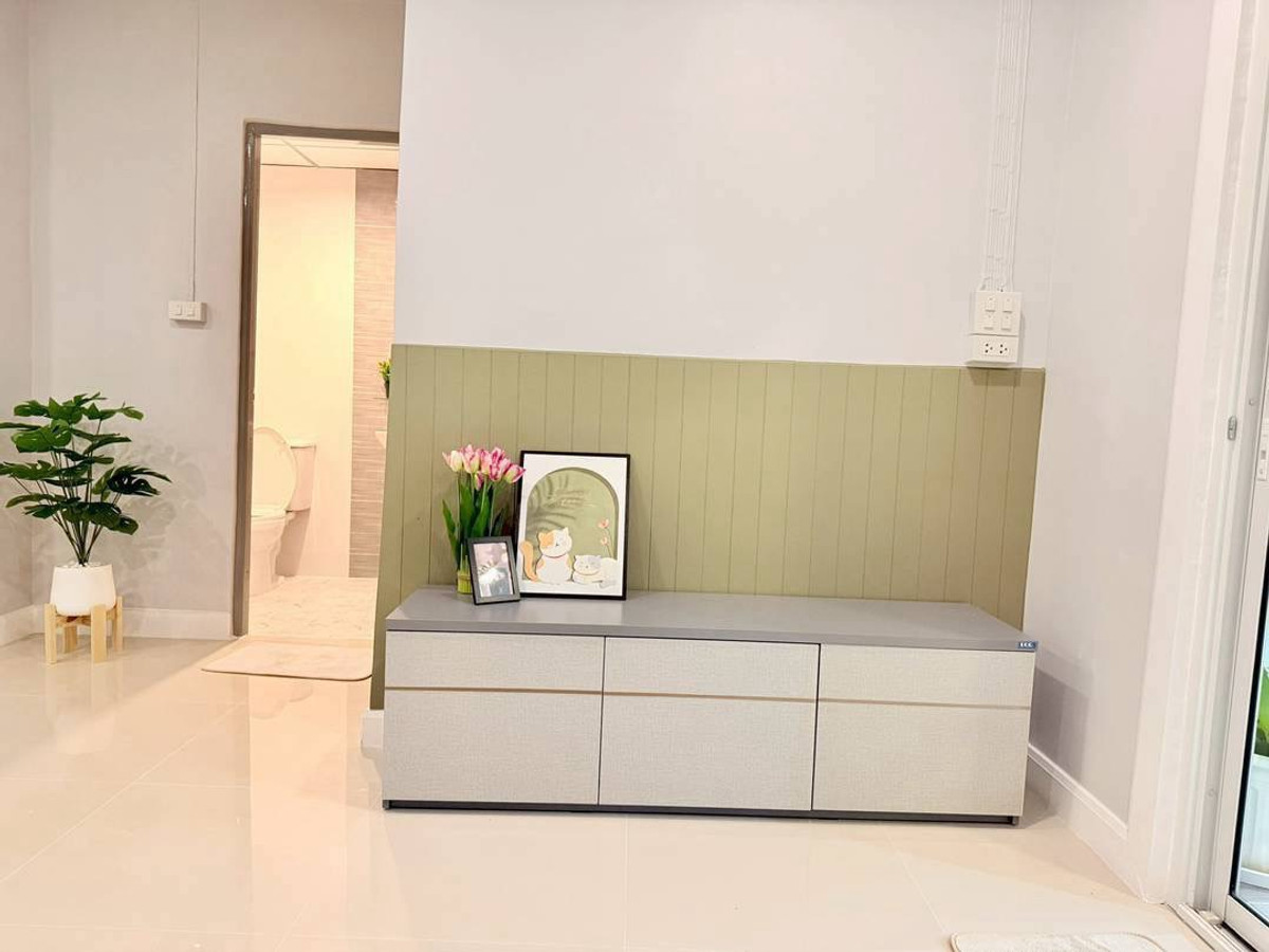 ขายทาวน์โฮมนนทบุรี บางใหญ่ บางบัวทอง : ขายทาวน์เฮ้าส์พฤกษา 3 วัดลาดปลาดุก 18 ตร.ว. หน้ากว้าง 6 ม. ต้นสายรถตู้ ฟรีโอน