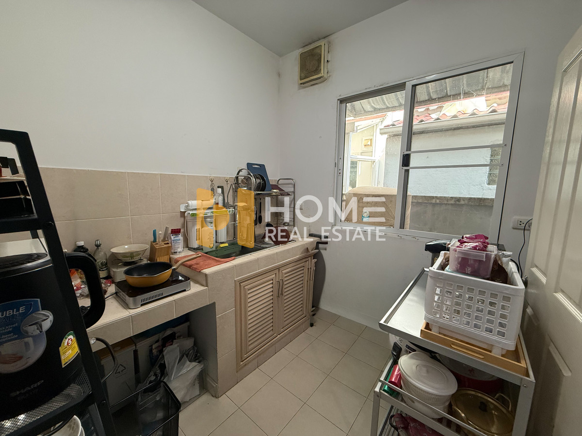 For SaleTownhomePattanakan, Srinakarin : Baan Klang Muang S - Sense Srinakharin / 4 Bedrooms (FOR SALE) GNG034