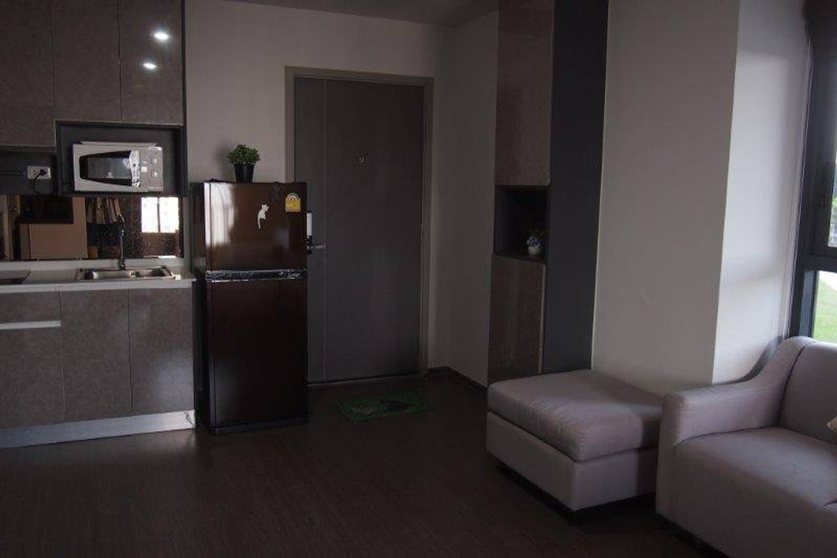 For RentCondoSapankwai,Jatujak : For rent Ideo Phayothin - Chatuchak. 25,000 baht/month.