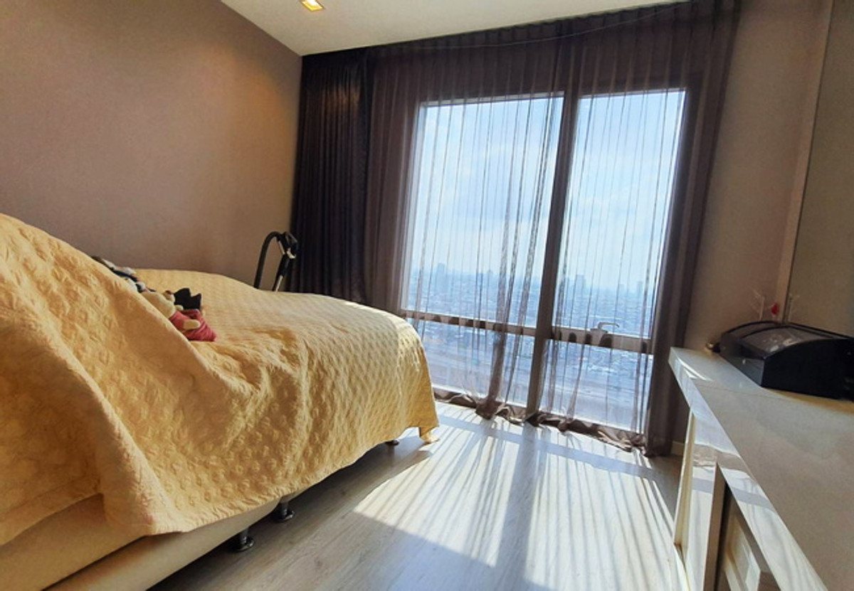 ขายคอนโดพระราม 3 สาธุประดิษฐ์ : ขายคอนโด สตาร์วิว พระราม 3 เนื้อที่ 77.8 ตร.ม. 2 นอน 2 น้ำ พร้อมอยู่ ราคาต่อรองได้