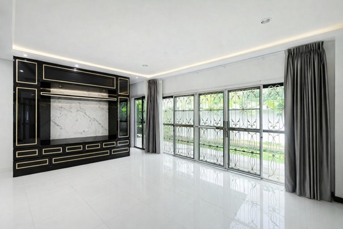 ให้เช่าบ้านปิ่นเกล้า จรัญสนิทวงศ์ : ลดราคาครั้งที่ 3 25% 35,999 B-M ฉิมพลี 4-5นอน สถานีรถไฟตลิ่งชัน 600 ม. บ้านเดี่ยว 3 ชั้น 4แอร์ 72 ตร.วา 360 ตร.ม.