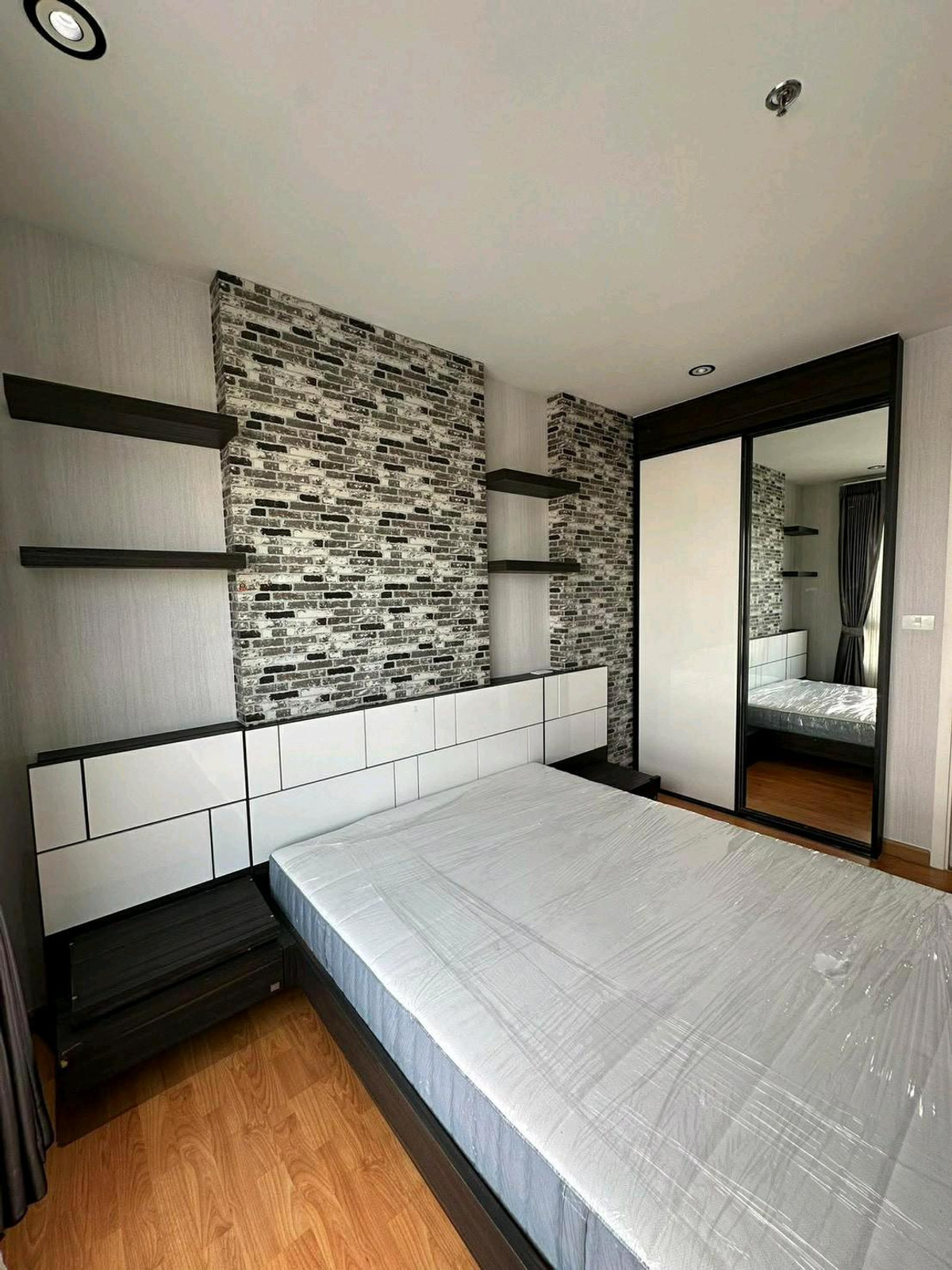 For RentCondoThaphra, Talat Phlu, Wutthakat : #E182 (Old code S5741) 🎉 25/03/69 Condo for rent The President Sathon-Ratchaphruek 3