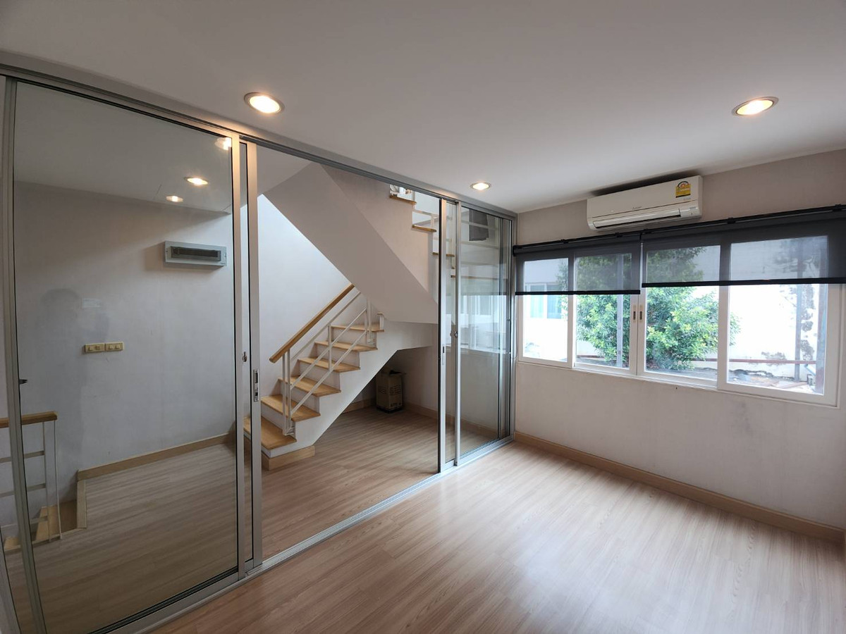 ให้เช่าทาวน์โฮมนวมินทร์ รามอินทรา : ให้เช่าทาวน์โฮม กรีนิช รามอินทรา ใกล้ สวนสยามอะเมซิ่งพาร์ค เพียง 5 นาที