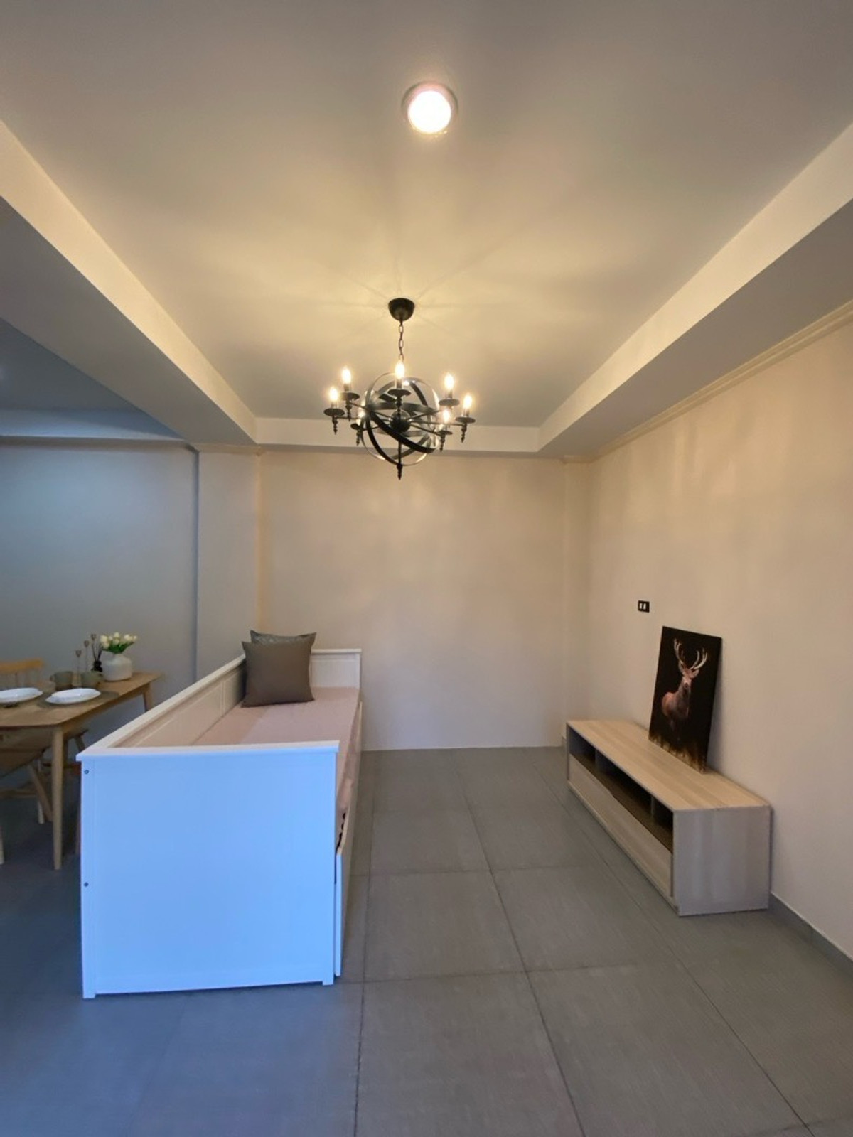 ขายคอนโดบางนา แบริ่ง ลาซาล : ขายคอนโดชั้น 1 มีสวน  2ห้องนอน 58ตร.ม กึ่งกลางรถไฟสามสาย 