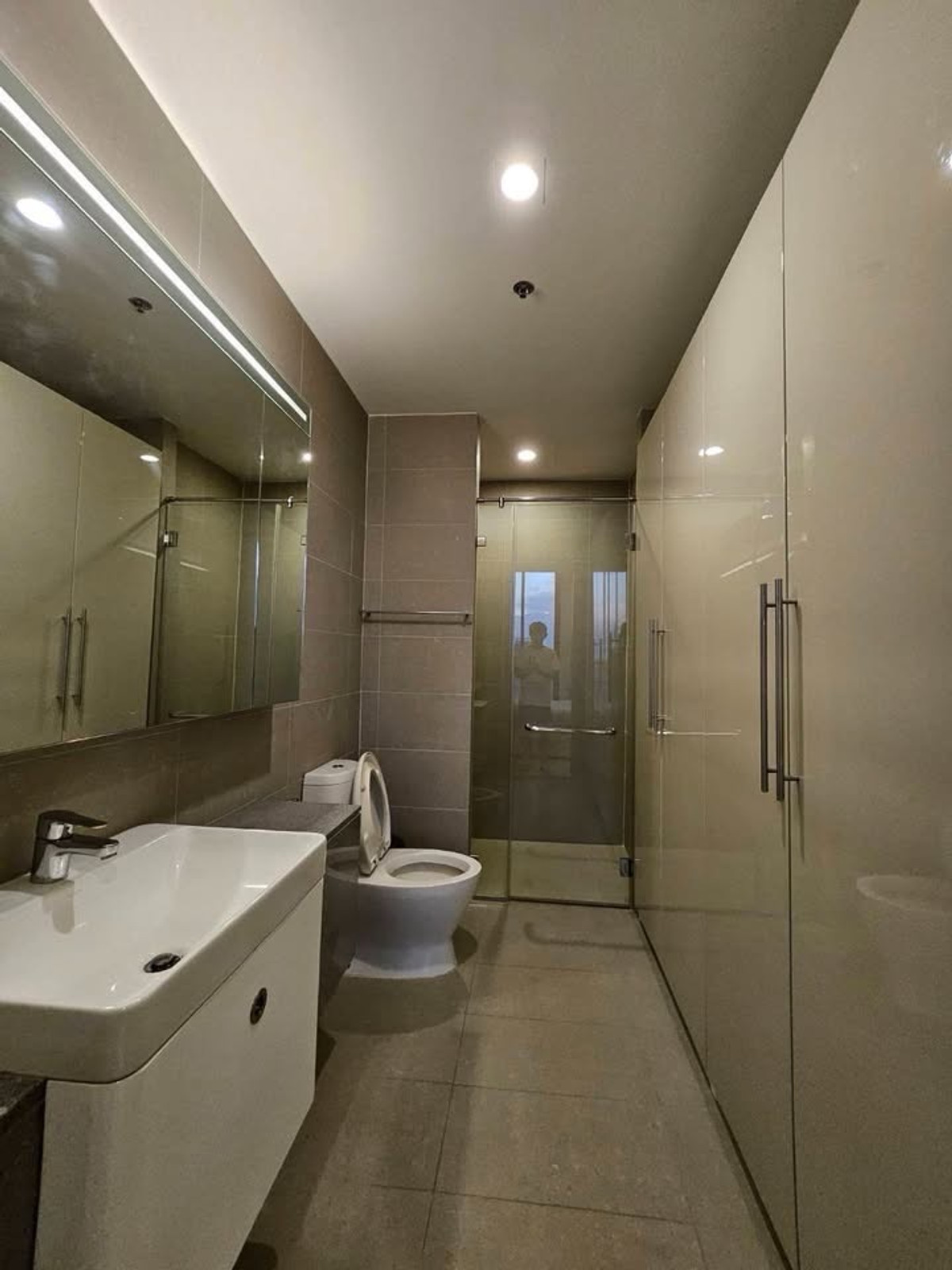 For RentCondoWitthayu, Chidlom, Langsuan, Ploenchit : 🔥Rent at Noble Ploenchit 🔥1BR 1BR 🔥40,000🔥45sqm 🔥Floor41