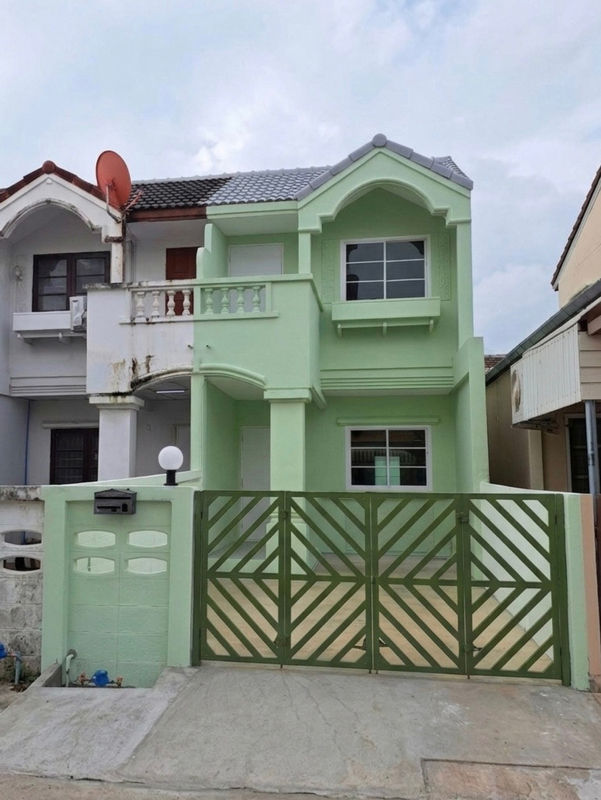 ขายทาวน์โฮมนนทบุรี บางใหญ่ บางบัวทอง : ทาวน์เฮ้าส์ บางใหญ่ซิติ ซอย 21/3 / 2 ห้องนอน (ขาย), Townhouse Bangyai City Soi 21/3 / 2 Bedrooms (FOR SALE) BNS056