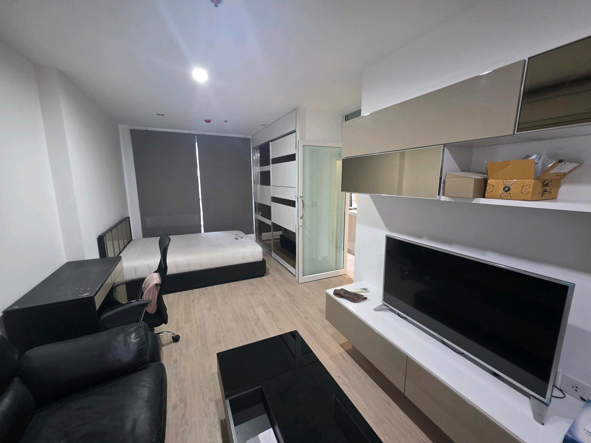 For SaleCondoSiam Paragon ,Chulalongkorn,Samyan : Urgent for rent ideo Q chulq samyan, if interested contact 0654649497