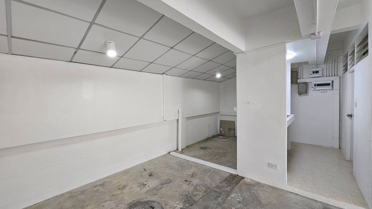 ขายทาวน์โฮมเลียบทางด่วนรามอินทรา : ทาวน์โฮม 3.5 ชั้น ทาวน์อินทาวน์ ใกล้โรงเรียนบดินทร์เดชา - โรงเรียนนานาชาติ เชื่อมต่อเส้นเลียบทางด่วนได้ทันที พร้อมเดินทางไปเอกมัย-ทองหล่อ 🚘