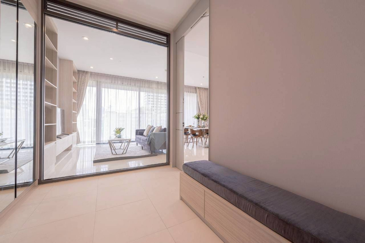 CondoSukhumvit, Asoke, Thonglor : RC033526 Condo 2 beds for rent/sale at VITTORIO Sukhumvit 39 near BTS Phrom Phong