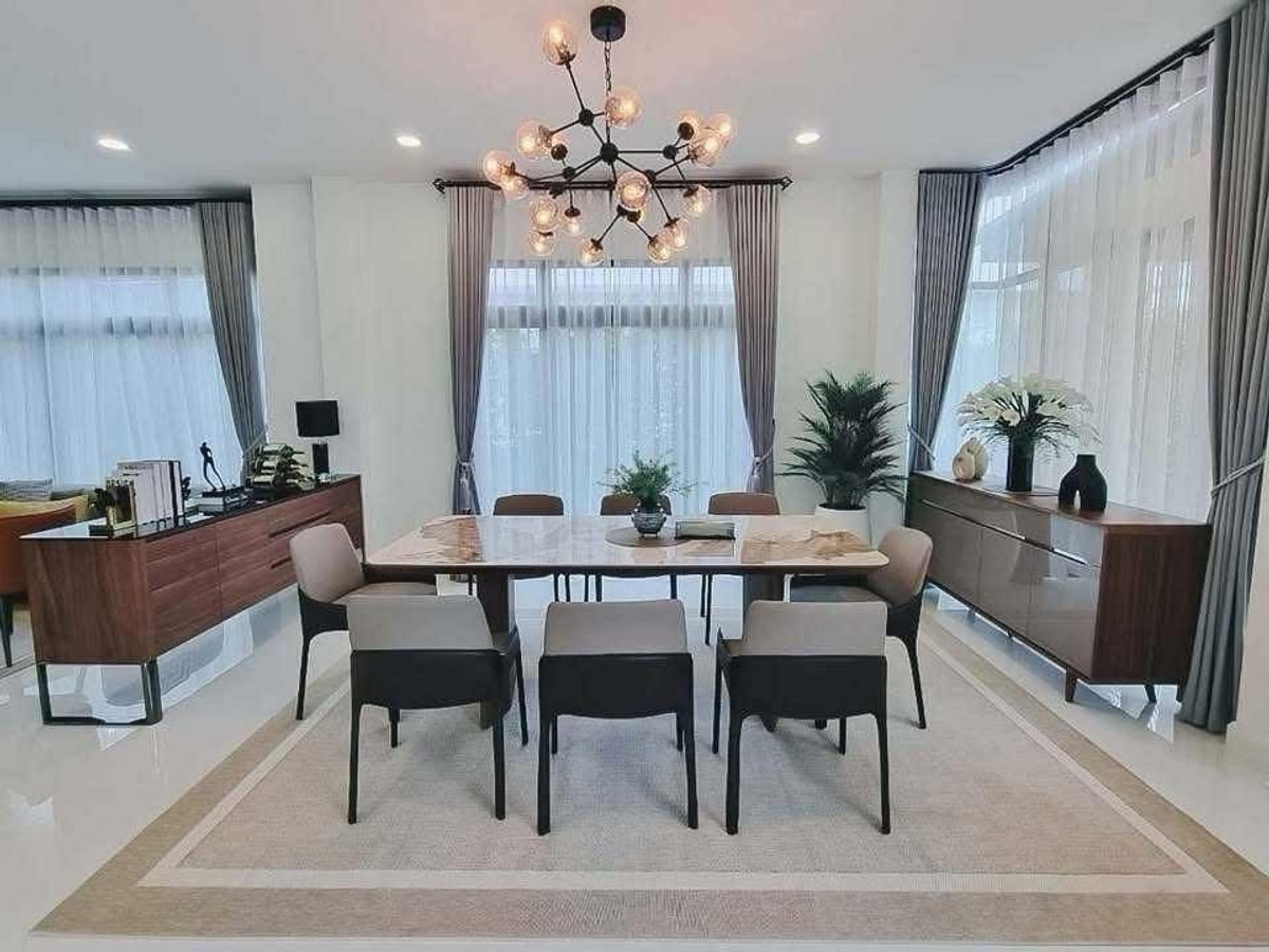 For RentHouseLadkrabang, Suwannaphum Airport : Luxury project for rent, Sukhumvit 77