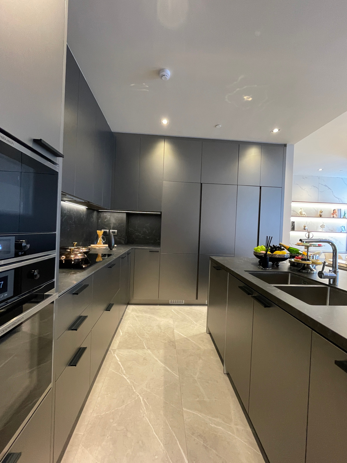 For SaleCondoSukhumvit, Asoke, Thonglor : [THE CROWN JEWEL] 3-Bedroom Rare Unit @ Hyde Heritage Thonglor – Superior life on the 31st floor, northern skyline view. A new definition of the word 