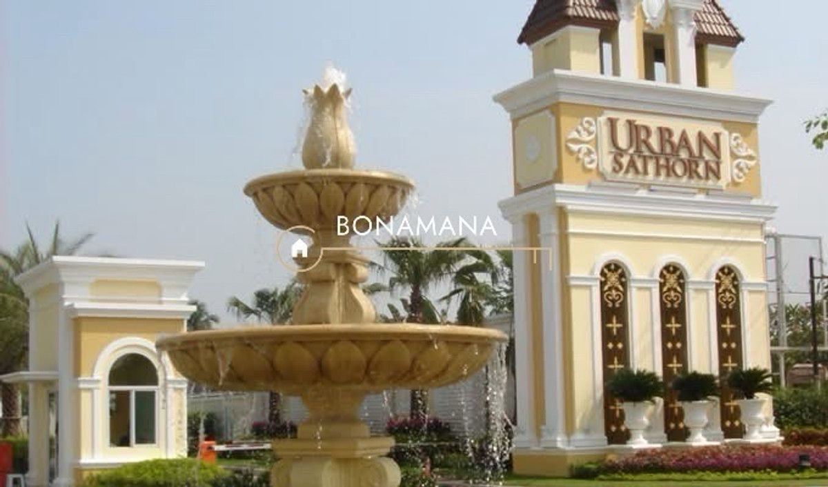 For RentTownhomeThaphra, Talat Phlu, Wutthakat : Townhome for rent, newly renovated, The URBAN Sathorn 🐶🐱 Pets allowed (BTS Bang Wa 1.8km)