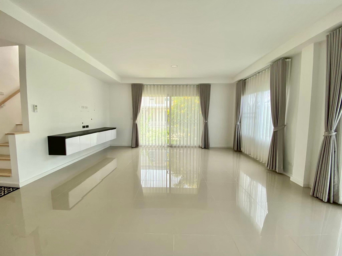 ขายบ้านพระราม 5 ราชพฤกษ์ บางกรวย : คาซ่า วิลล์ ปิ่นเกล้า - ศรีรัช / 3 ห้องนอน (ขาย), Casa Ville Pinklao - Sirat / 3 Bedrooms (FOR SALE) BNS032