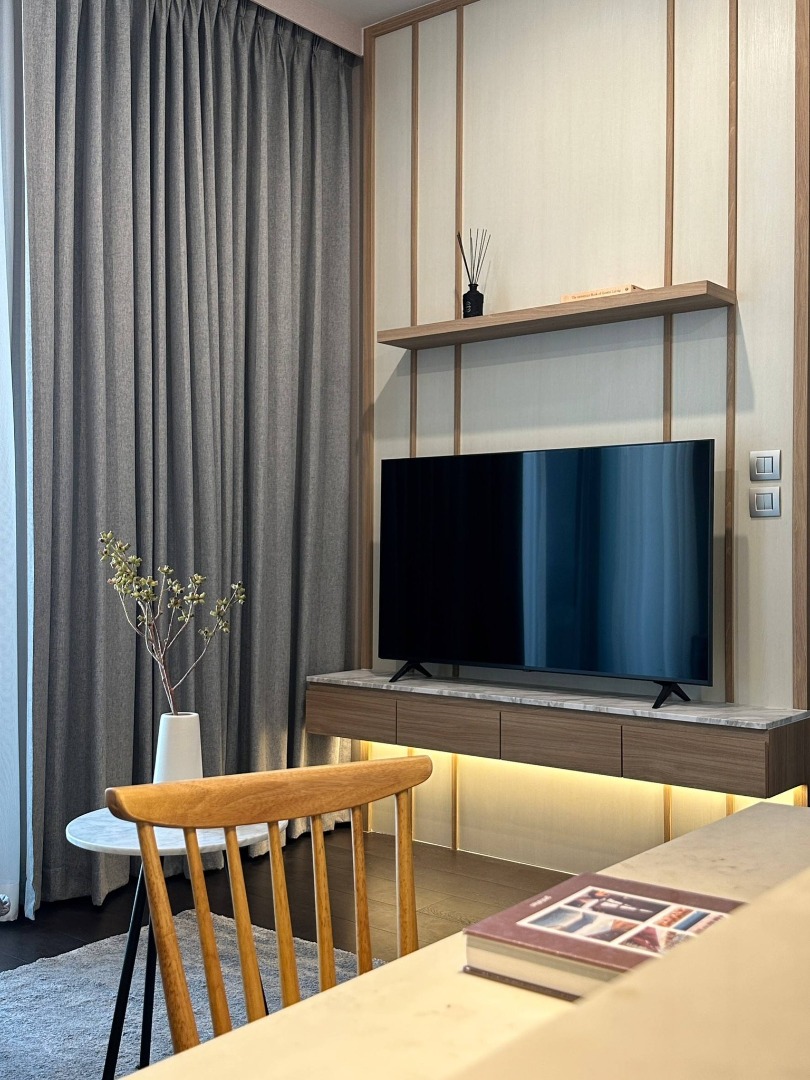For RentCondoSukhumvit, Asoke, Thonglor : 🔥For Rent Now🔥 Lavic Sukhumvit 57, luxury unit on the 14th floor with 3m high ceilings, just 200m from BTS Thonglor. Fully furnished and ready to move in.