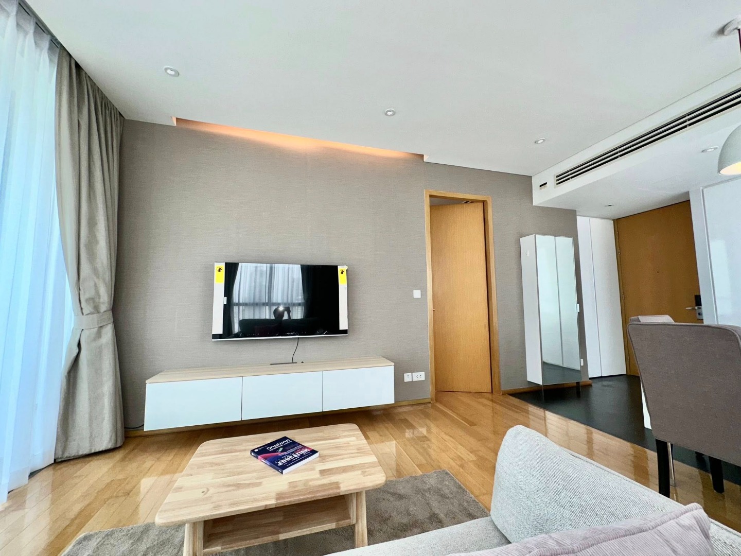 For RentCondoSukhumvit, Asoke, Thonglor : 🔥For Rent Now🔥 Aequa Sukhumvit 49 | Corner Unit with Great View, Near BTS Thonglor