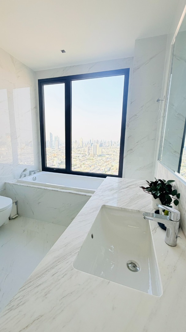 For RentCondoRama3 (Riverside),Satupadit : 🔥For Rent Now🔥✨ Canapaya Residences Penthouse Feel! Panoramic Chao Phraya River View, High Floor (45th) | Rare Large Unit, Near Sathorn