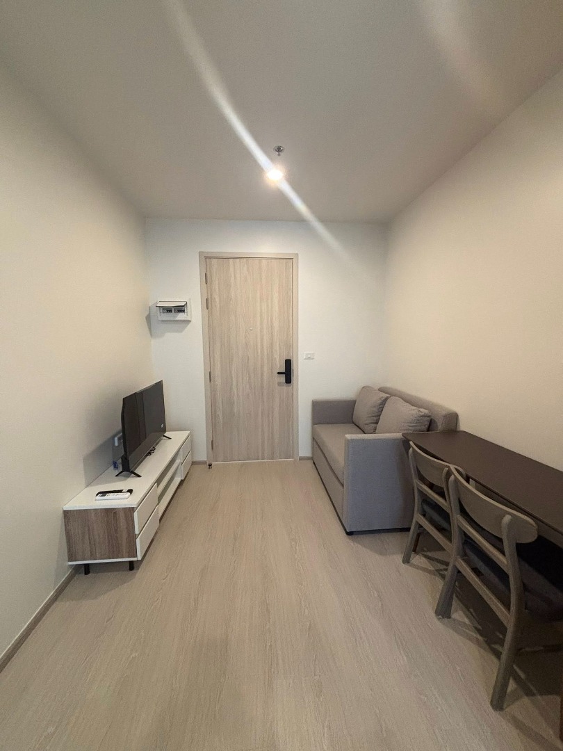 ให้เช่าคอนโดปิ่นเกล้า จรัญสนิทวงศ์ : 🔥ให้เช่าด่วน🔥นิว โนเบิล ไฟฉาย - วังหลัง คอนโดติด MRT ไฟฉาย 80 ม. + ใกล้ศิริราช อยู่จริงสะดวกกว่าที่คิด 🚆 ห้องเดียวจบ ครบทุกฟังก์ชัน พร้อมเข้าอยู่ทันที