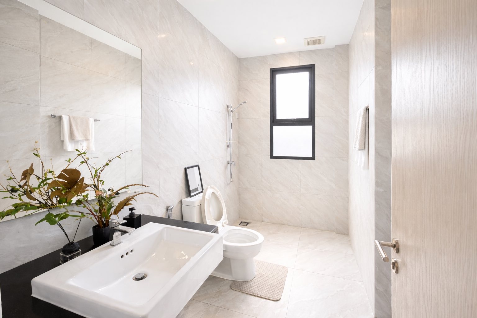 ขายบ้านมีนบุรี-ร่มเกล้า : 🔥ขายด่วน+🔥อาร์ทีค รามคำแหง ใกล้สถานีรถไฟฟ้าสายสีส้ม เฟอร์นิเจอร์ครบ พร้อมเข้าอยู่