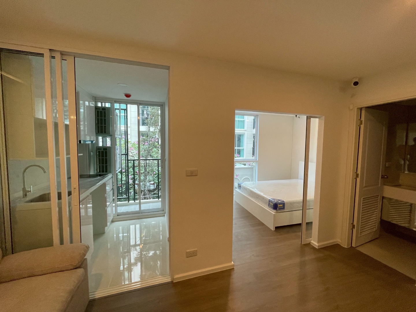 ให้เช่าคอนโดเกษตรศาสตร์ รัชโยธิน : 🔥ให้เช่าด่วน🔥ชาโตว์ อินทาวน์ รัชโยธิน คอนโดสไตล์อังกฤษ ห้องกว้าง เฟอร์นิเจอร์ครบพร้อมเข้าอยู่ ใกล้ BTS รัชโยธิน