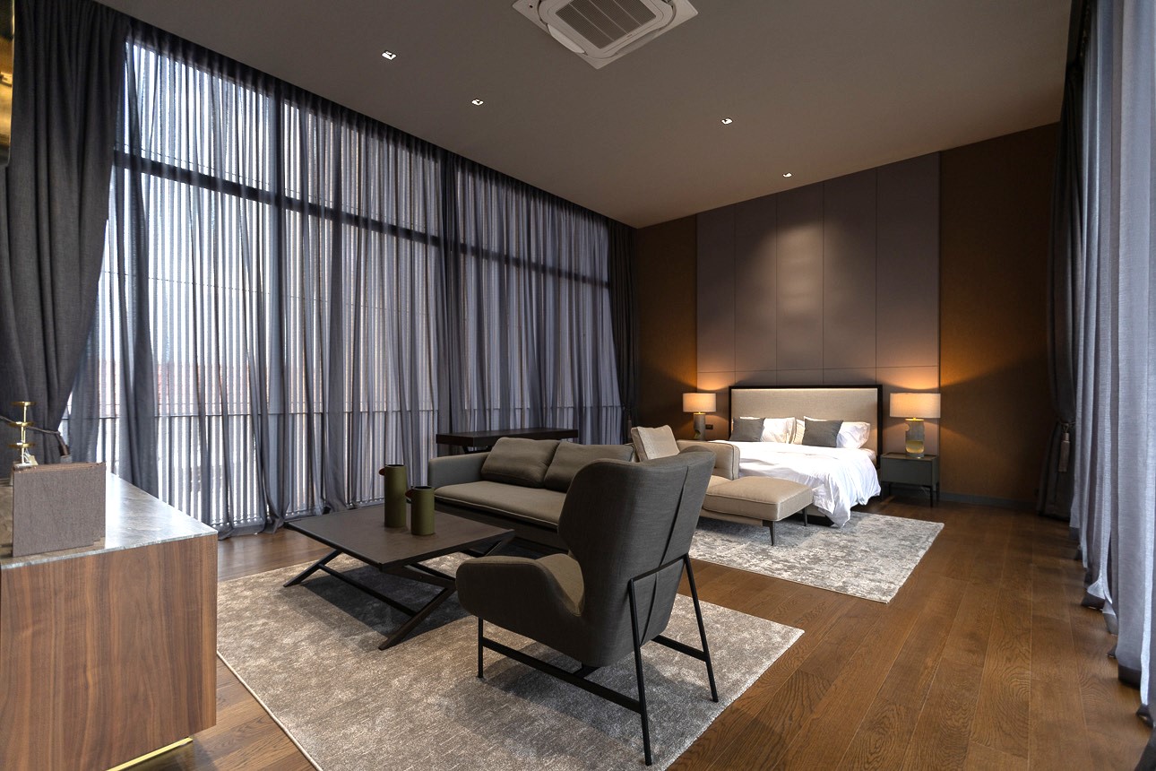 For SaleHouseRama9, Petchburi, RCA : 🔥Urgent Sale+🔥 Casa Chamchuri, Soi Nakniwas 20, Fully Furnished, Ready to Move In.