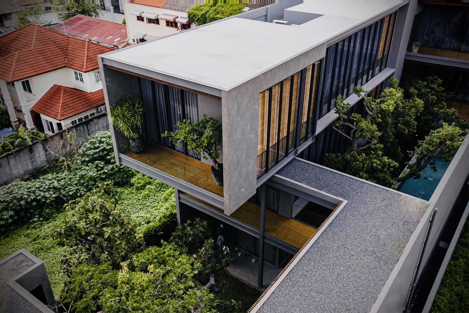 ขายบ้านพระราม 9 เพชรบุรีตัดใหม่ RCA : 🔥ขายด่วน+🔥คาซ่า จามจุรี ซอย นาคนิวาส 20 เฟอร์นิเจอร์ครบ พร้อมเข้าอยู่