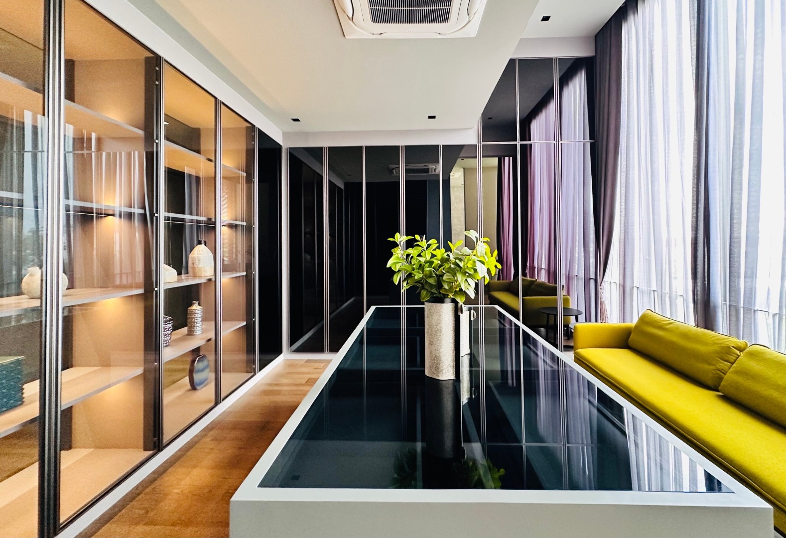 ขายบ้านพระราม 9 เพชรบุรีตัดใหม่ RCA : 🔥ขายด่วน+🔥คาซ่า จามจุรี ซอย นาคนิวาส 20 เฟอร์นิเจอร์ครบ พร้อมเข้าอยู่