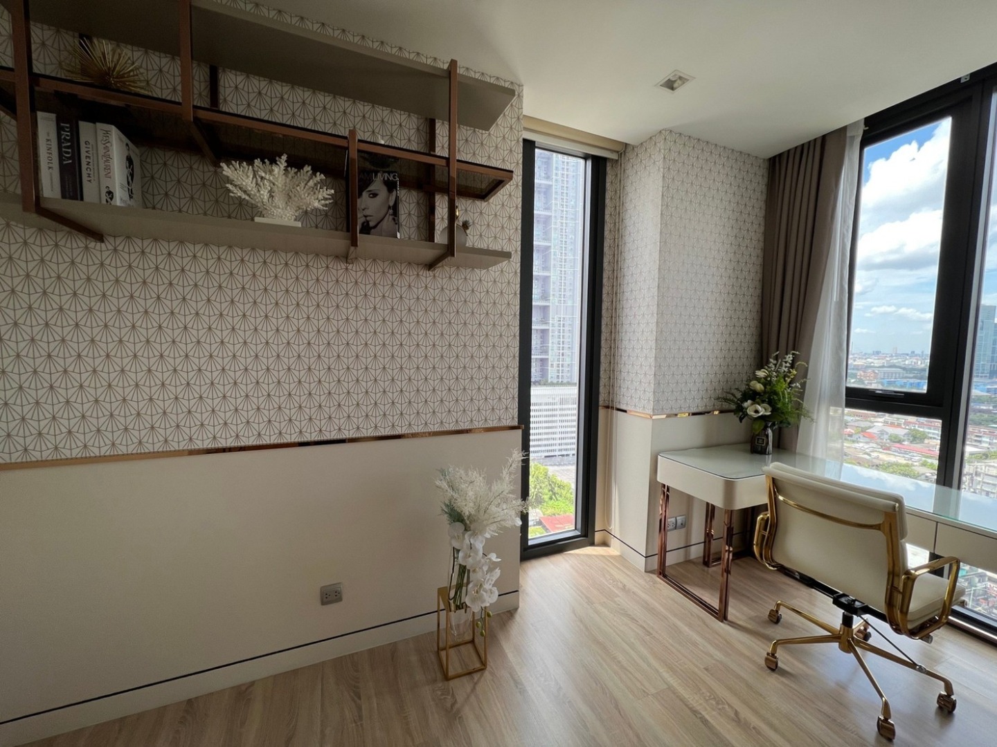 For SaleCondoSapankwai,Jatujak : 🔥Urgent Sale+🔥 The Line Phahon-Pradipat, near BTS Saphan Khwai station. Fully furnished and ready to move in.