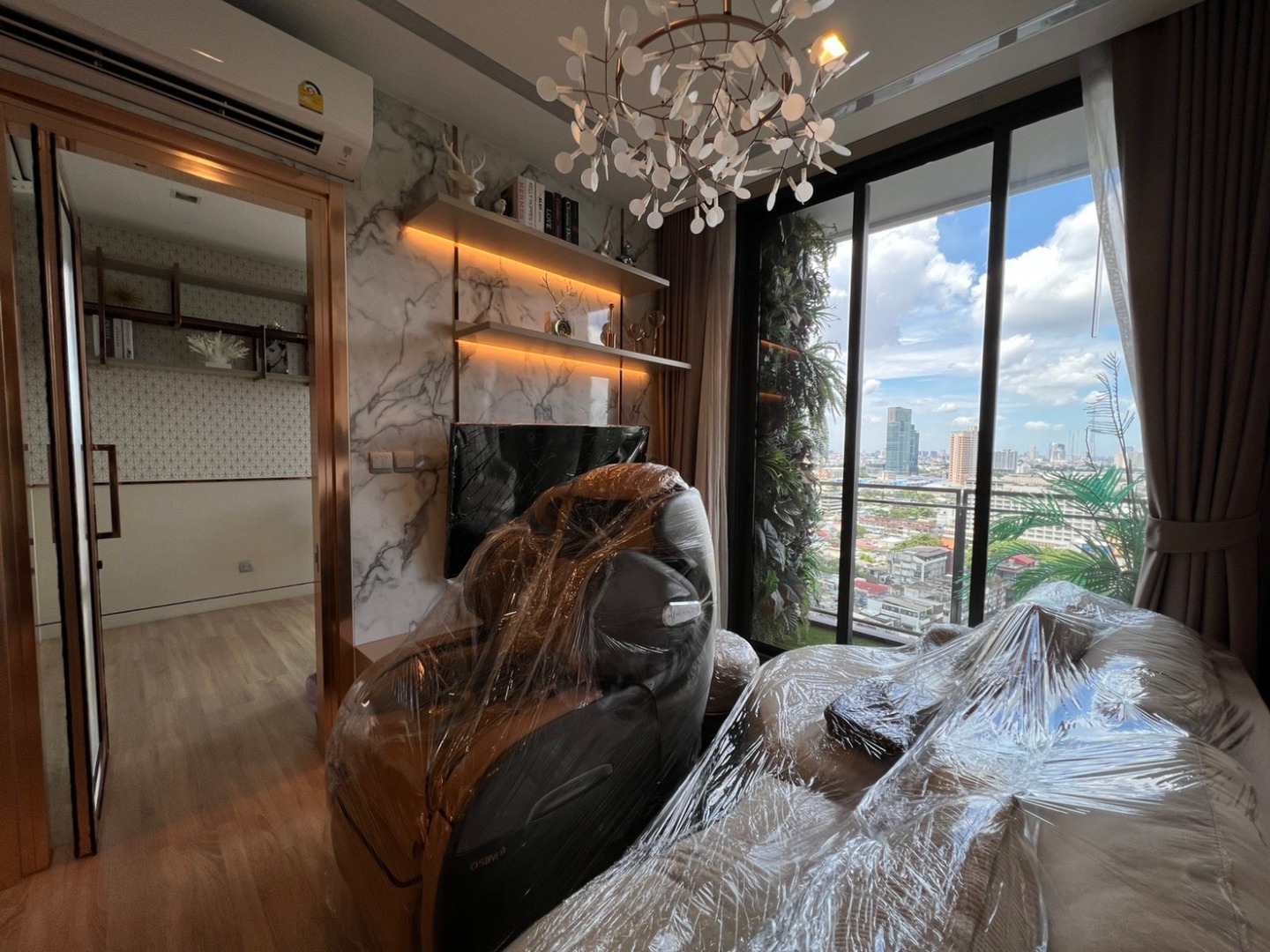 For SaleCondoSapankwai,Jatujak : 🔥Urgent Sale+🔥 The Line Phahon-Pradipat, near BTS Saphan Khwai station. Fully furnished and ready to move in.