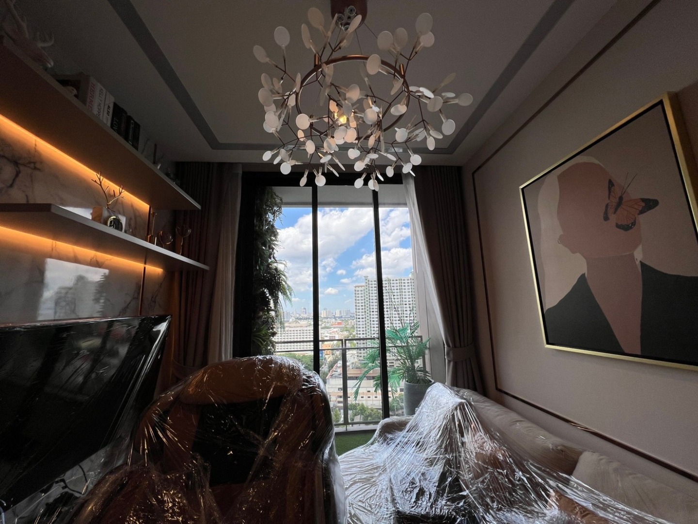 For SaleCondoSapankwai,Jatujak : 🔥Urgent Sale+🔥 The Line Phahon-Pradipat, near BTS Saphan Khwai station. Fully furnished and ready to move in.