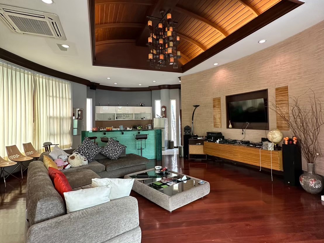 ขายบ้านเลียบทางด่วนรามอินทรา : 🔥ขายด่วน+🔥แกรนด์พาร์ค โยธินพัฒนา 3 ใกล้เซ็นทรัล อีสต์วิลล์ เฟอร์นิเจอร์ครบ พร้อมเข้าอยู่