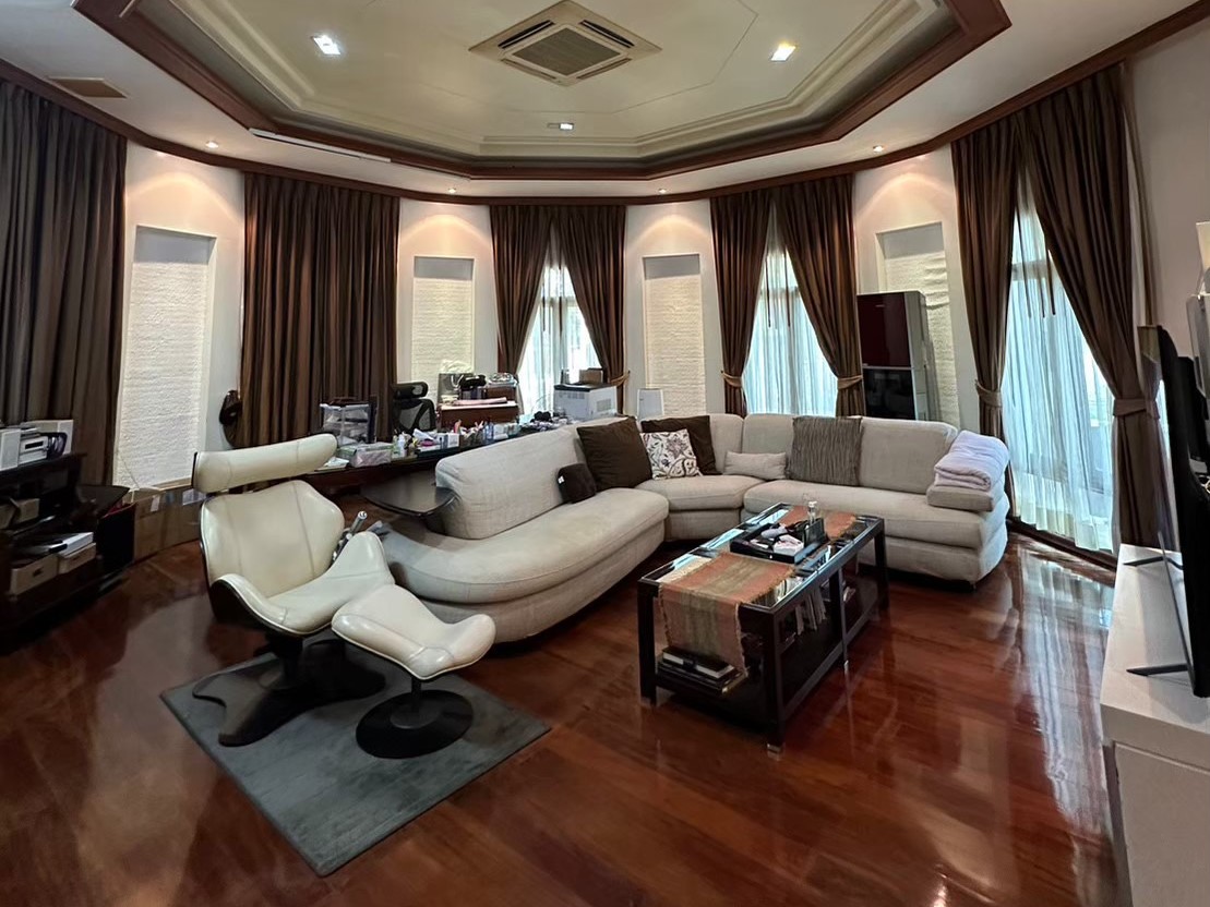 ขายบ้านเลียบทางด่วนรามอินทรา : 🔥ขายด่วน+🔥แกรนด์พาร์ค โยธินพัฒนา 3 ใกล้เซ็นทรัล อีสต์วิลล์ เฟอร์นิเจอร์ครบ พร้อมเข้าอยู่