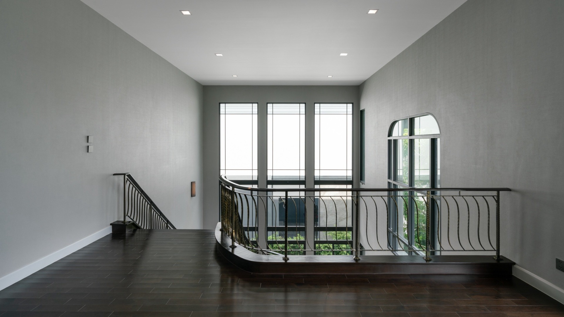 ขายบ้านบางนา แบริ่ง ลาซาล : 🔥ขายด่วน+🔥แกรนด์ บางกอก บูเลอวาร์ด สุขุมวิท-ศรีนครินทร์ ใกล้สถานีรถไฟฟ้า BTS แบริ่ง 