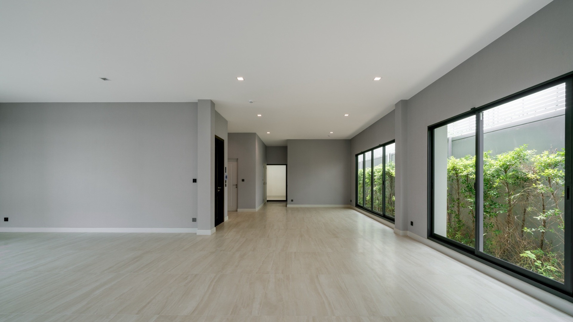 ขายบ้านบางนา แบริ่ง ลาซาล : 🔥ขายด่วน+🔥แกรนด์ บางกอก บูเลอวาร์ด สุขุมวิท-ศรีนครินทร์ ใกล้สถานีรถไฟฟ้า BTS แบริ่ง 