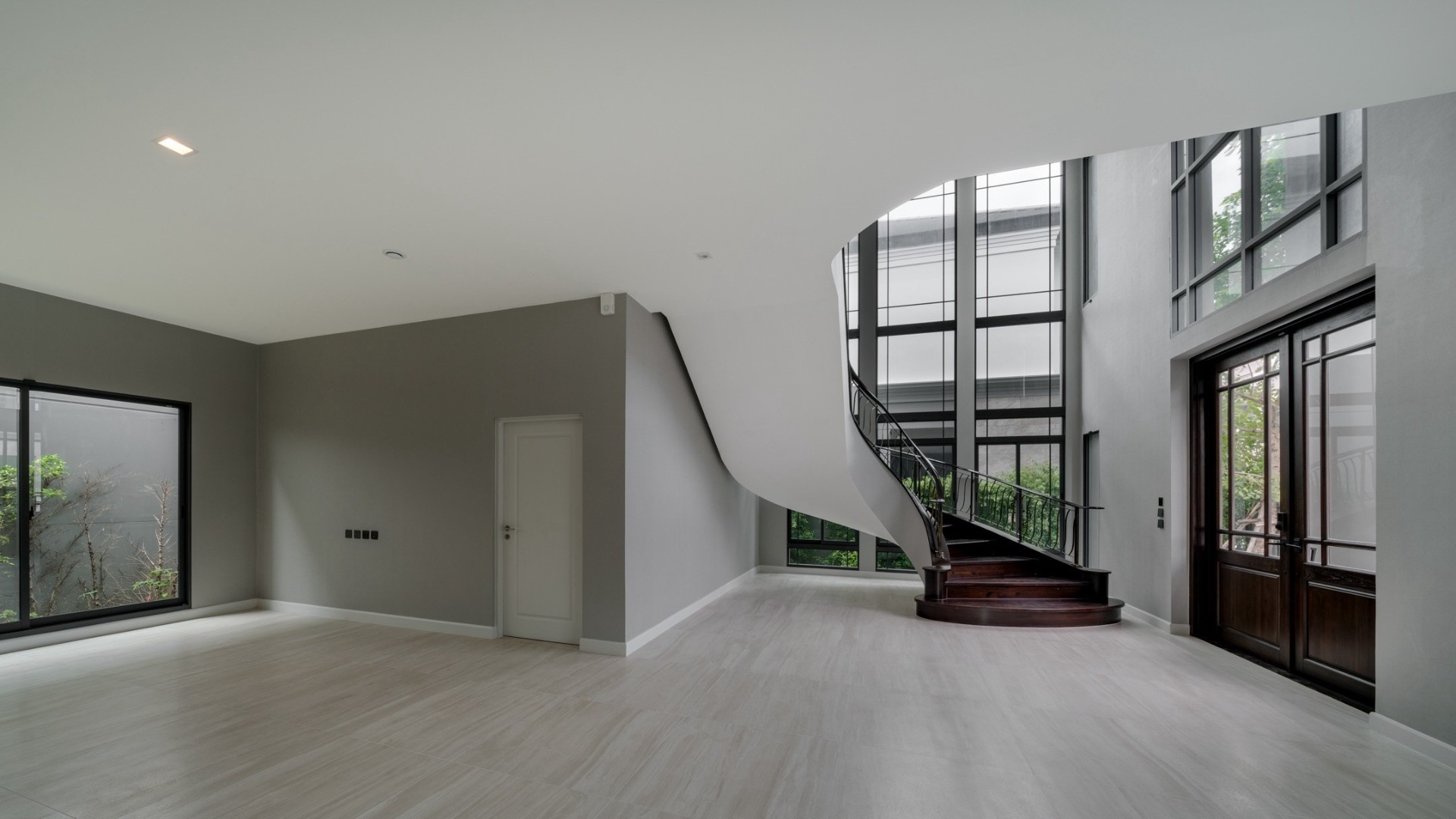 ขายบ้านบางนา แบริ่ง ลาซาล : 🔥ขายด่วน+🔥แกรนด์ บางกอก บูเลอวาร์ด สุขุมวิท-ศรีนครินทร์ ใกล้สถานีรถไฟฟ้า BTS แบริ่ง 