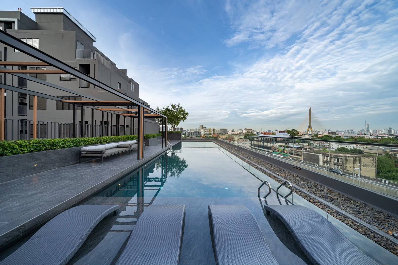 ให้เช่าคอนโดปิ่นเกล้า จรัญสนิทวงศ์ : 🔥ให้เช่าด่วน🔥 Chewathai Pinklao ห้องพร้อมอยู่ ใกล้ MRT บางยี่ขัน ใจกลางปิ่นเกล้า ครบทุกฟังก์ชัน ในราคาจับต้องได้