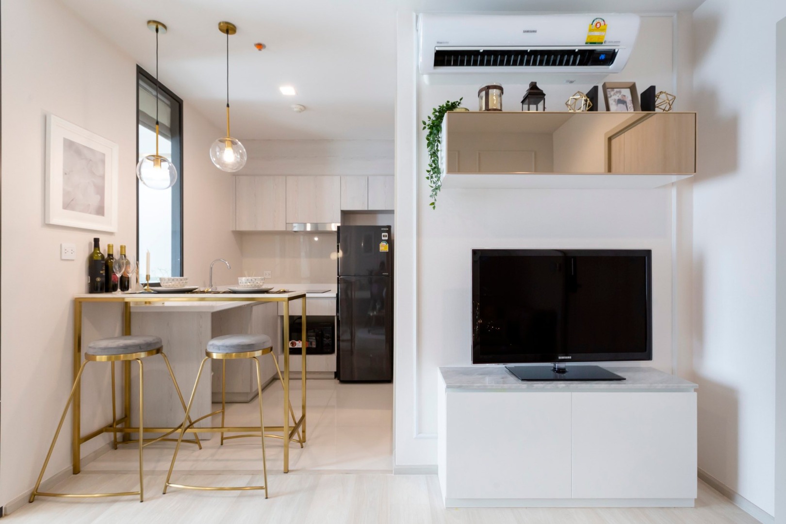 For RentCondoWitthayu, Chidlom, Langsuan, Ploenchit : 🔥For Rent Now🔥 Life One Wireless | Beautiful room in the heart of the city, near BTS Chidlom & Phloen Chit.