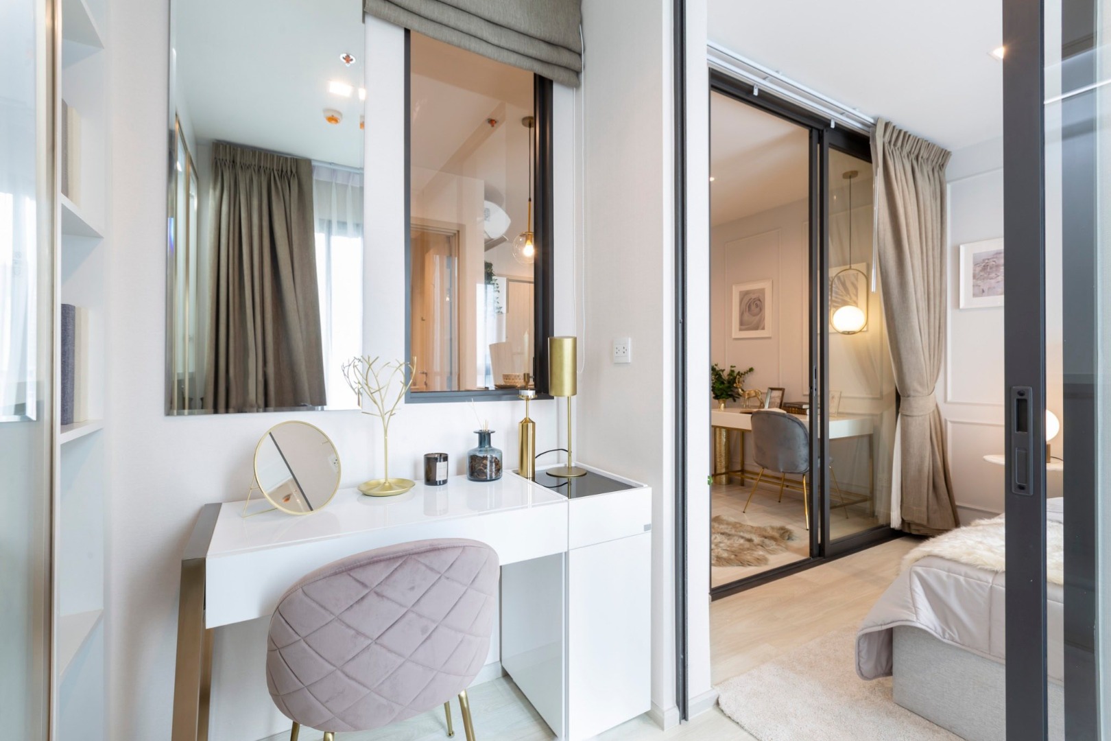 For RentCondoWitthayu, Chidlom, Langsuan, Ploenchit : 🔥For Rent Now🔥 Life One Wireless | Beautiful room in the heart of the city, near BTS Chidlom & Phloen Chit.