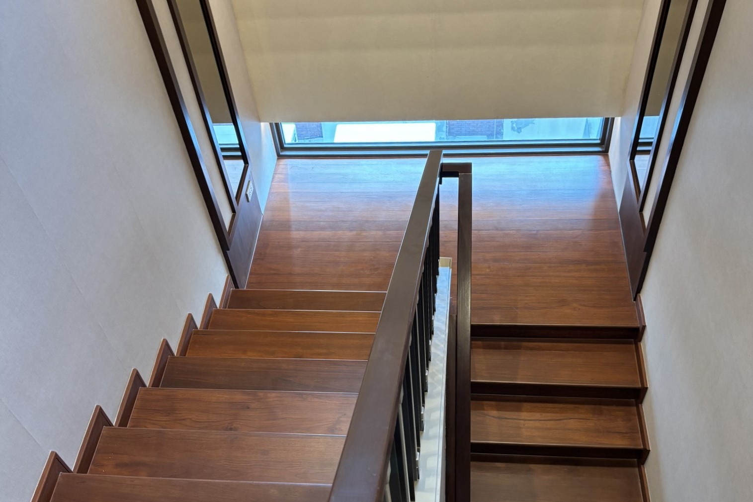 ขายคอนโดวิทยุ ชิดลม หลังสวน : 🔥ขายด่วน+🔥เพลินจิต เทอเรส ใกล้สถานีรถไฟฟ้า BTS เพลินจิต 