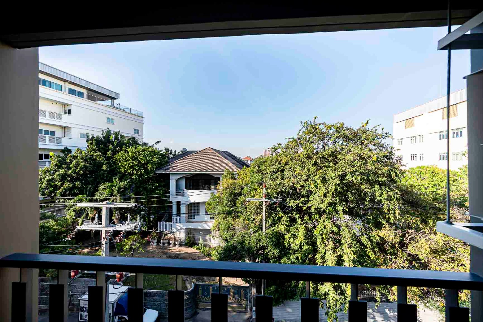 ขายคอนโดอ่อนนุช อุดมสุข : 🔥ขายด่วน+🔥พินน์ ปรีดี 20 ใกล้สถานีรถไฟฟ้า BTS สถานีพระโขนง เฟอร์นิเจอร์ครบ พร้อมเข้าอยู่