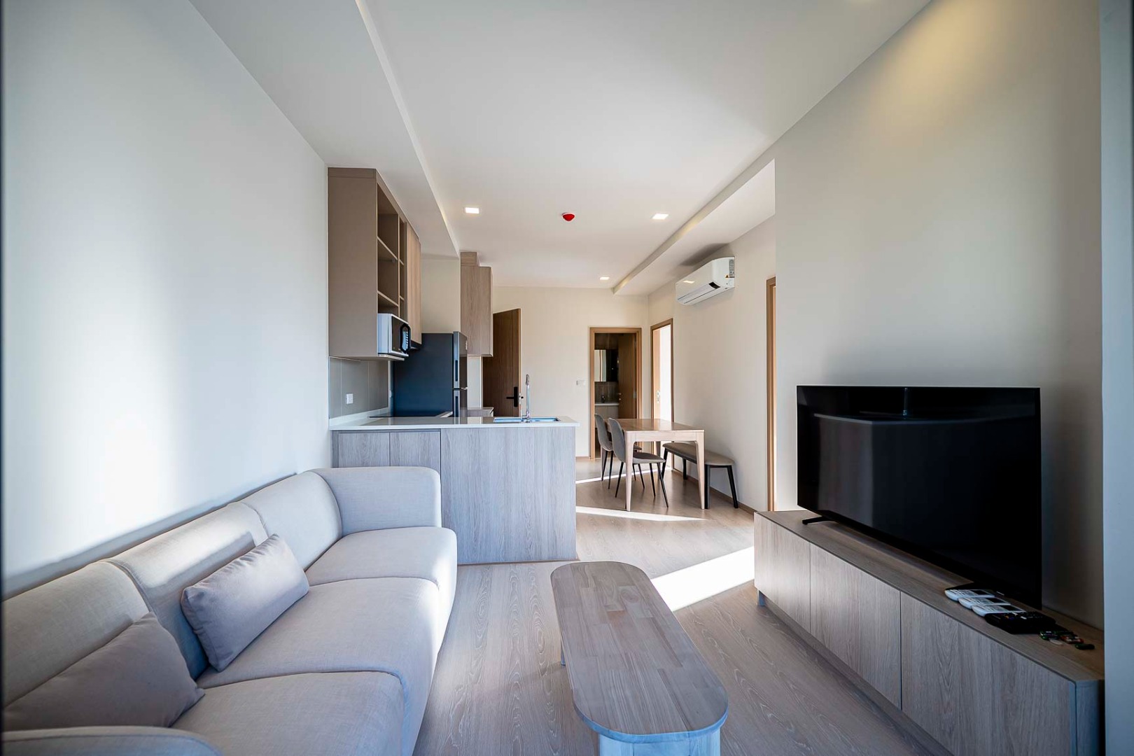 ขายคอนโดอ่อนนุช อุดมสุข : 🔥ขายด่วน+🔥พินน์ ปรีดี 20 ใกล้สถานีรถไฟฟ้า BTS สถานีพระโขนง เฟอร์นิเจอร์ครบ พร้อมเข้าอยู่