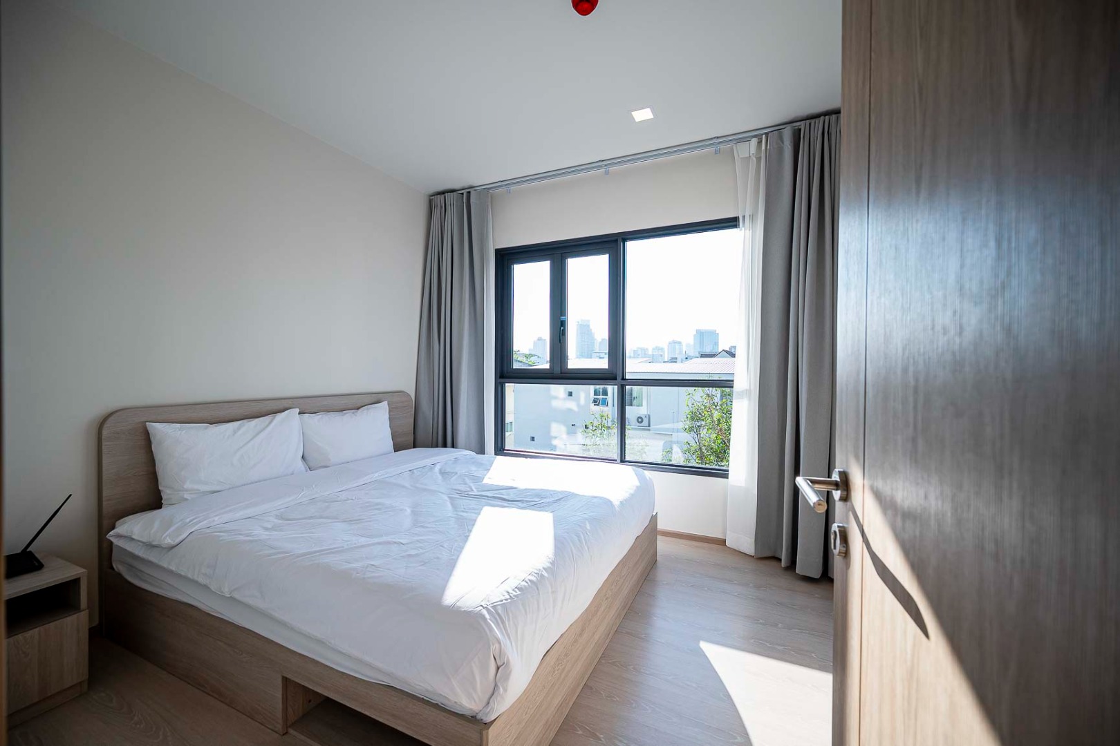 ขายคอนโดอ่อนนุช อุดมสุข : 🔥ขายด่วน+🔥พินน์ ปรีดี 20 ใกล้สถานีรถไฟฟ้า BTS สถานีพระโขนง เฟอร์นิเจอร์ครบ พร้อมเข้าอยู่