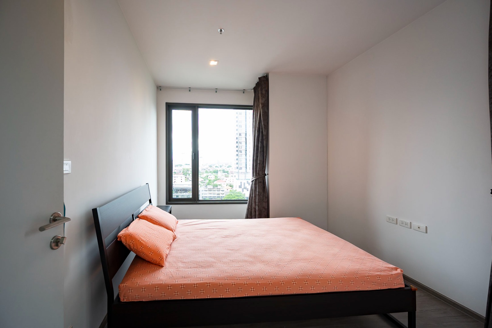 ขายคอนโดวงเวียนใหญ่ เจริญนคร : 🔥ขายด่วน+🔥นายน์ บาย แสนสิริ ใกล้สถานีรถไฟฟ้า BTS วงเวียนใหญ่ เฟอร์นิเจอร์ครบ พร้อมเข้าอยู่