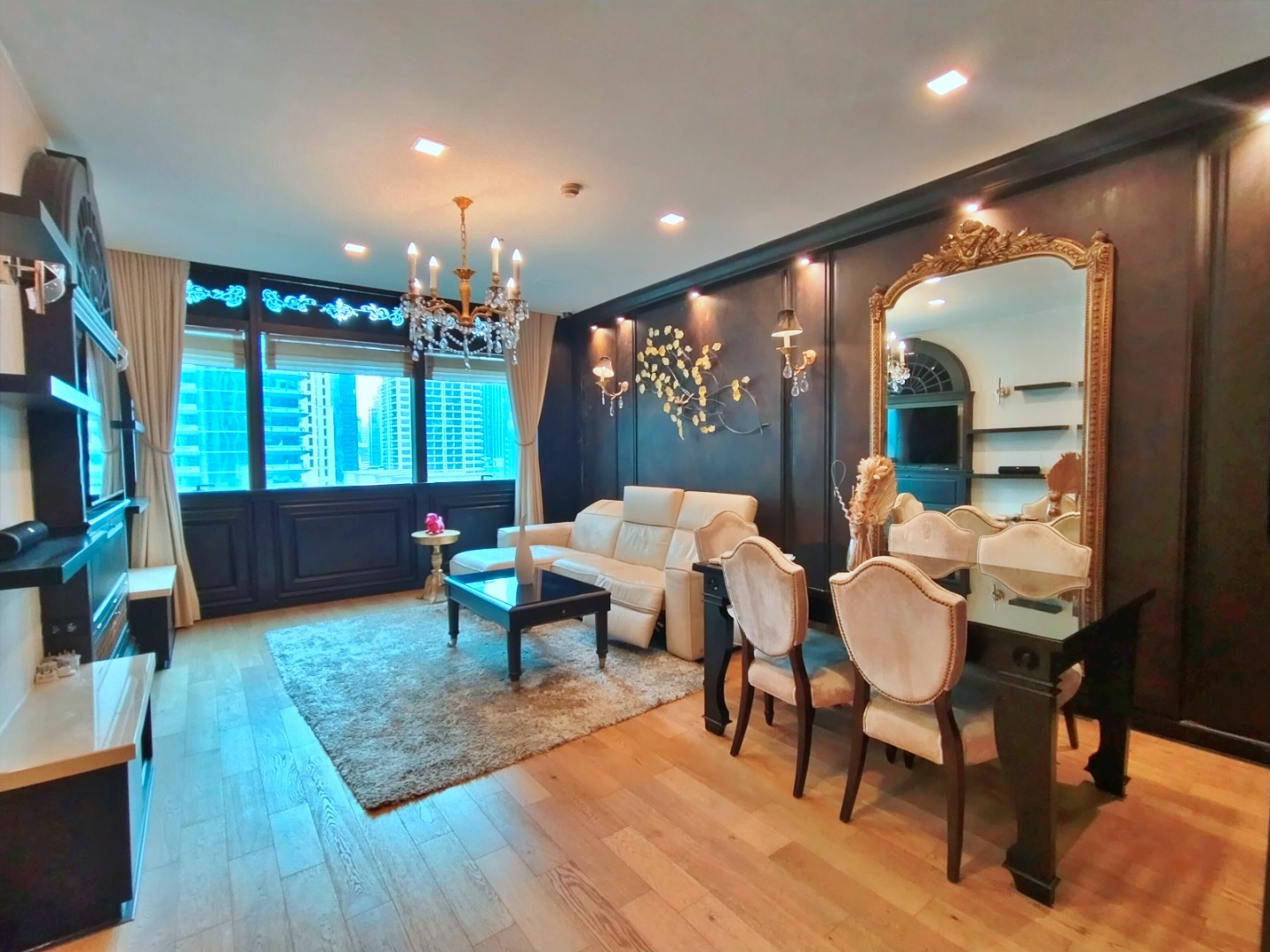 For SaleCondoWitthayu, Chidlom, Langsuan, Ploenchit : 🔥Urgent Sale+🔥 Athenee Residence Ruamrudee, near BTS Ploenchit station. Fully furnished and ready to move in.